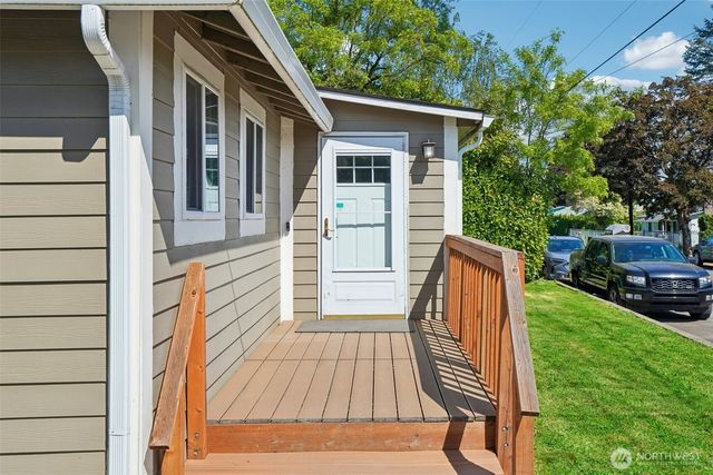9810 NE 3rd Street, Vancouver, WA 98664