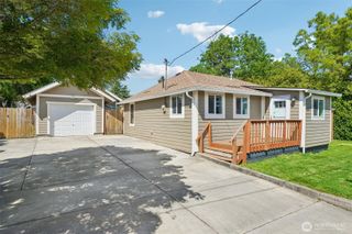 9810 NE 3rd Street, Vancouver, WA 98664