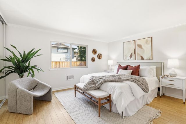 100 E Middlefield Road 3B, Mountain View, CA 94043