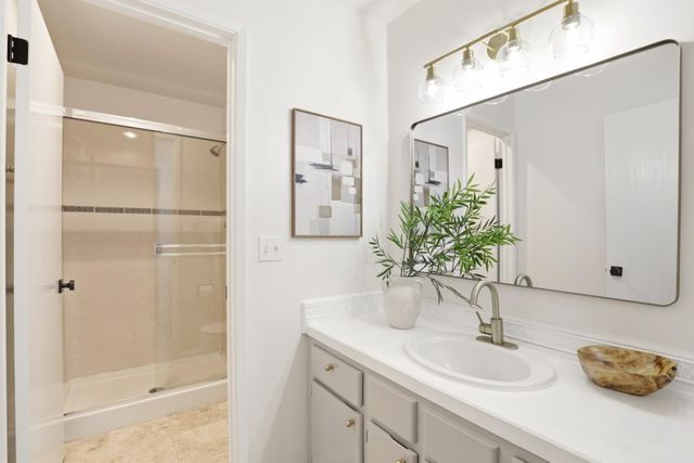 100 E Middlefield Road 3B, Mountain View, CA 94043