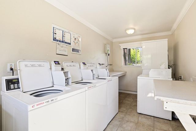 100 E Middlefield Road 3B, Mountain View, CA 94043