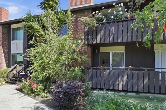 100 E Middlefield Road 3B, Mountain View, CA 94043