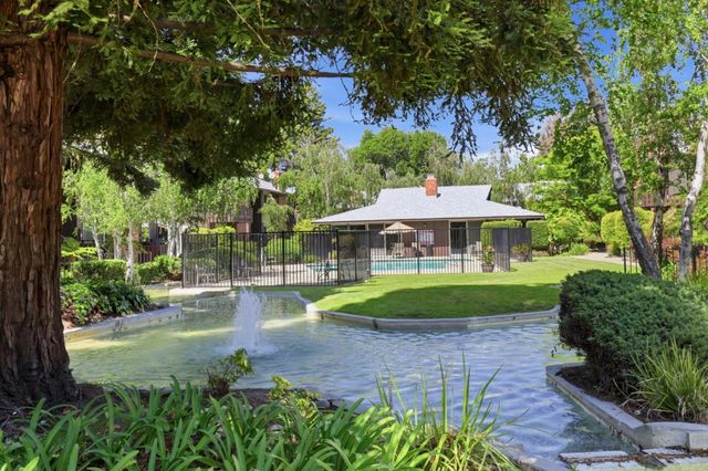 100 E Middlefield Road 3B, Mountain View, CA 94043