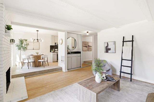 100 E Middlefield Road 3B, Mountain View, CA 94043