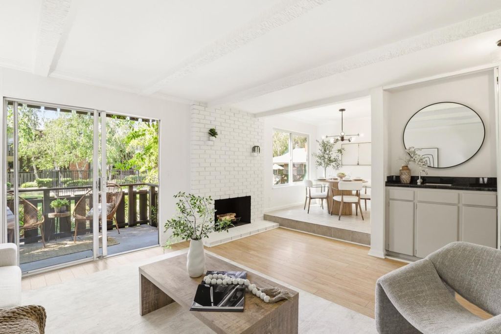 100 E Middlefield Road 3B, Mountain View, CA 94043