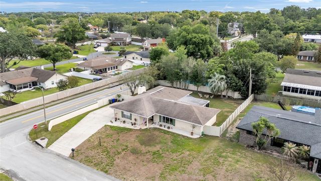 1743 WILSHIRE COURT, Lakeland, FL 33809