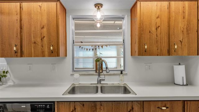 1743 WILSHIRE COURT, Lakeland, FL 33809