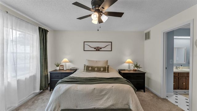 1743 WILSHIRE COURT, Lakeland, FL 33809