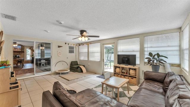 1743 WILSHIRE COURT, Lakeland, FL 33809