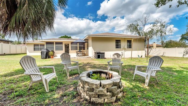 1743 WILSHIRE COURT, Lakeland, FL 33809