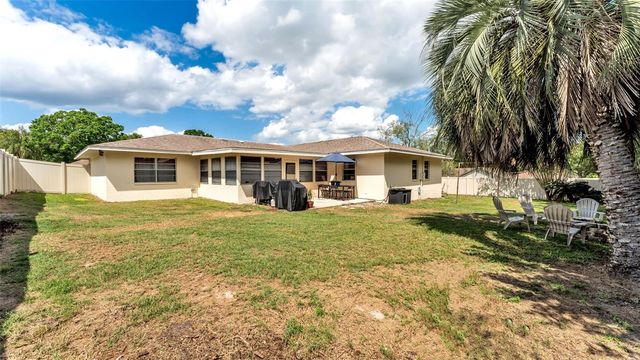 1743 WILSHIRE COURT, Lakeland, FL 33809