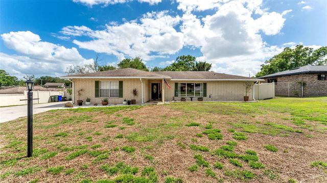 1743 WILSHIRE COURT, Lakeland, FL 33809