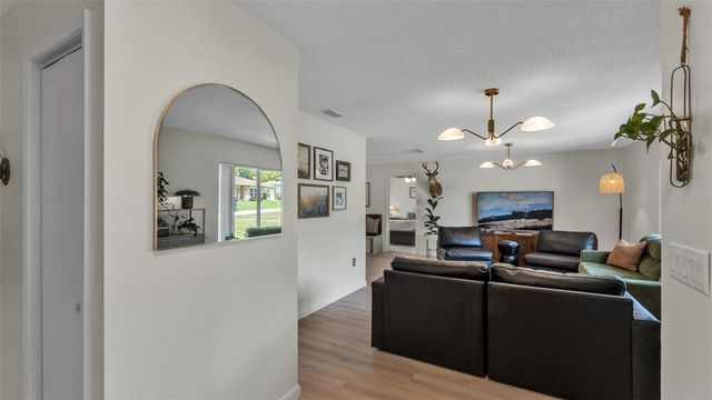 1743 WILSHIRE COURT, Lakeland, FL 33809