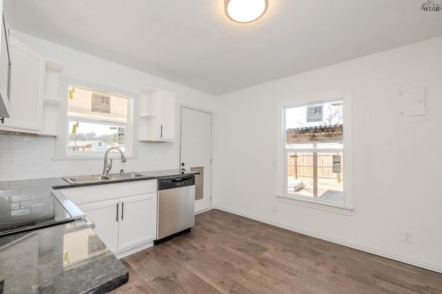 210 N BEVERLY DRIVE, Wichita Falls, TX 76306