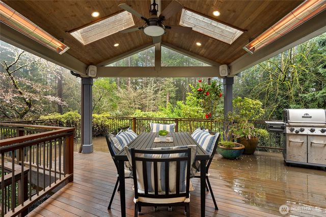 3240 126th Avenue NE, Bellevue, WA 98005