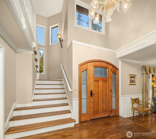 3240 126th Avenue NE, Bellevue, WA 98005