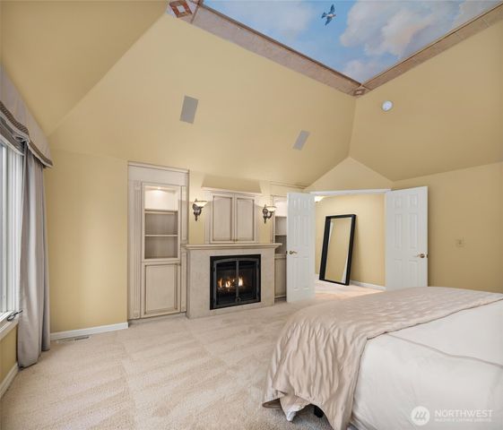 3240 126th Avenue NE, Bellevue, WA 98005