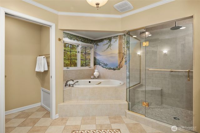 3240 126th Avenue NE, Bellevue, WA 98005