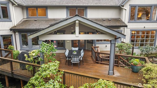 3240 126th Avenue NE, Bellevue, WA 98005