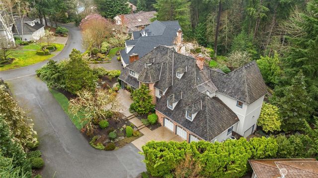 3240 126th Avenue NE, Bellevue, WA 98005