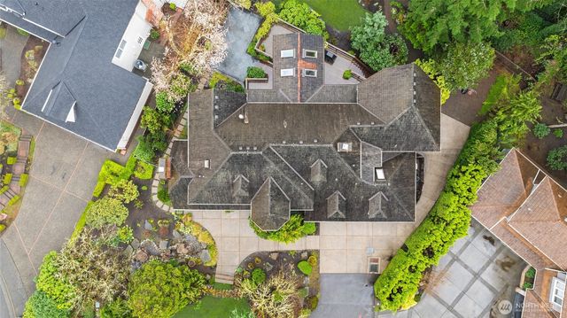 3240 126th Avenue NE, Bellevue, WA 98005