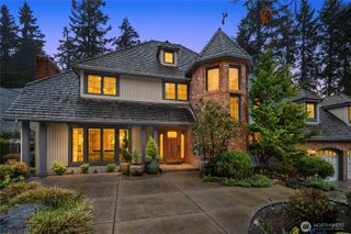 3240 126th Avenue NE, Bellevue, WA 98005