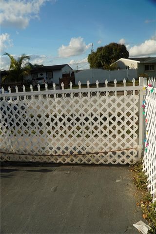 4370 NW 174th Dr 2, Miami Gardens, FL 33055