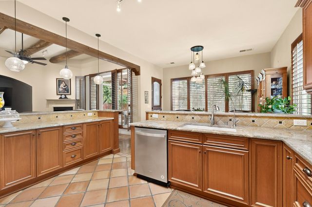 3009 Calle San Angel NW, Albuquerque, NM 87107