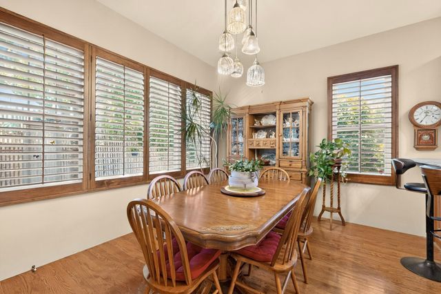 3009 Calle San Angel NW, Albuquerque, NM 87107