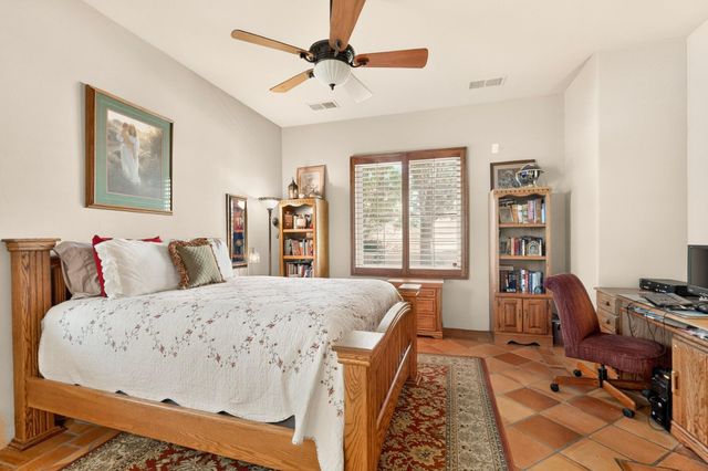 3009 Calle San Angel NW, Albuquerque, NM 87107