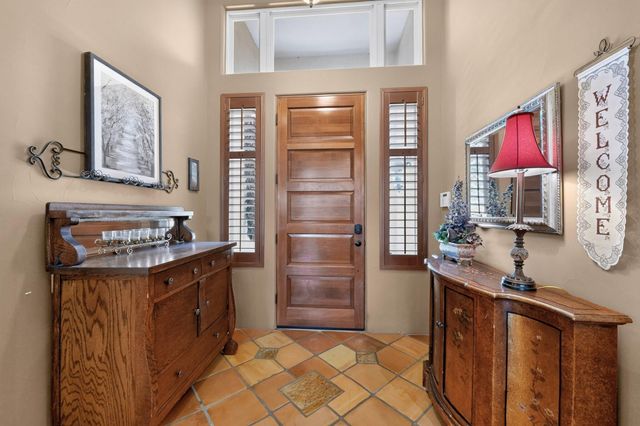 3009 Calle San Angel NW, Albuquerque, NM 87107