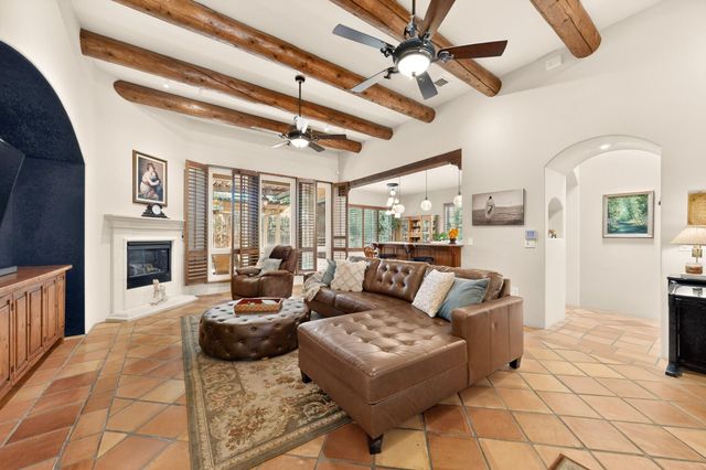 3009 Calle San Angel NW, Albuquerque, NM 87107