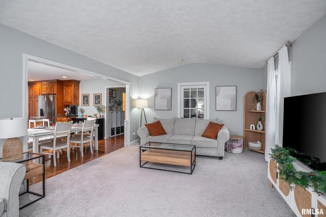 2636 12TH Street, Moline, IL 61265