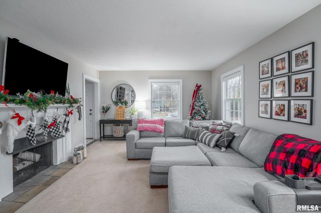 2636 12TH Street, Moline, IL 61265