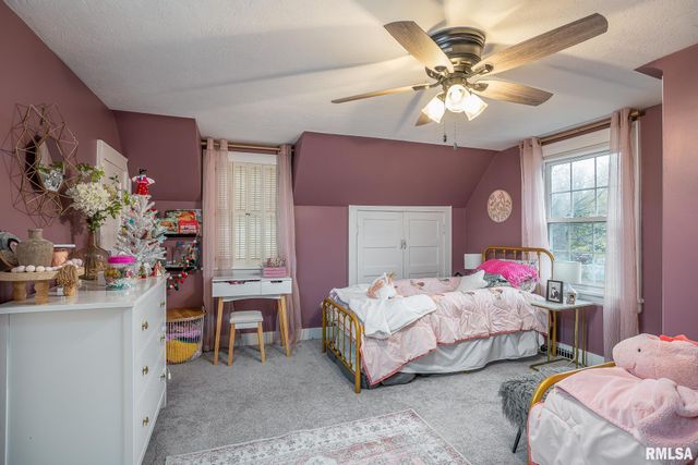 2636 12TH Street, Moline, IL 61265