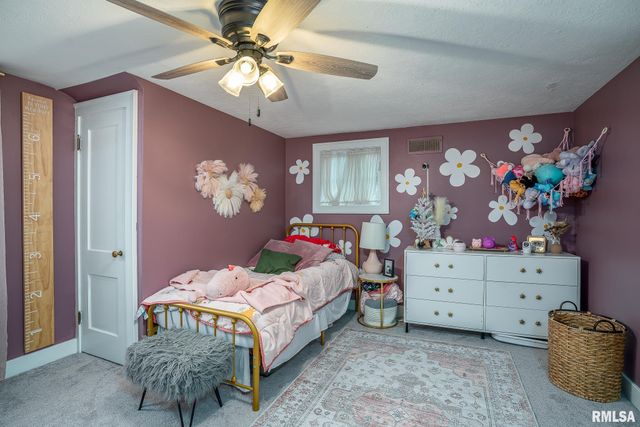 2636 12TH Street, Moline, IL 61265