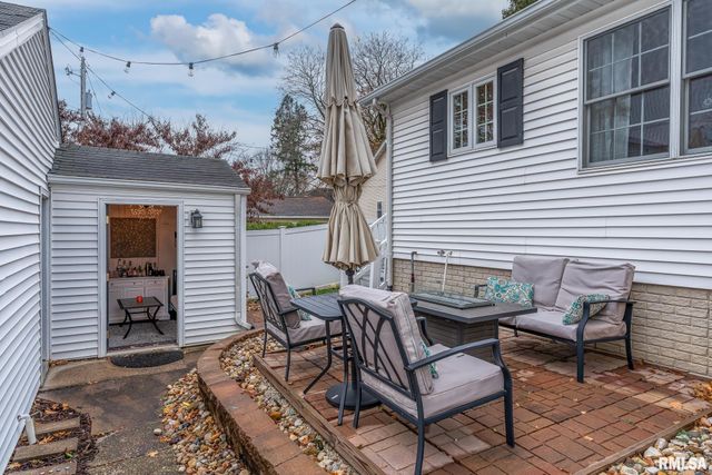 2636 12TH Street, Moline, IL 61265