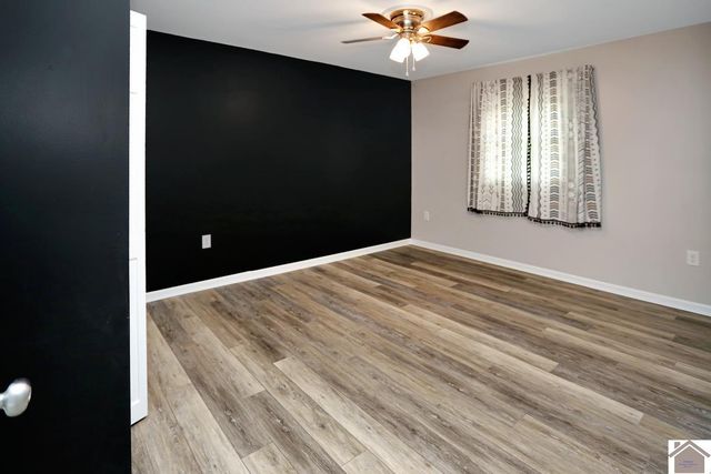 1511 Oxford Drive, Murray, KY 42071