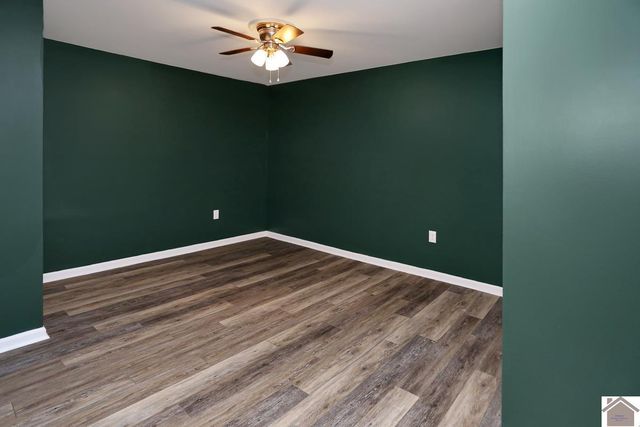 1511 Oxford Drive, Murray, KY 42071