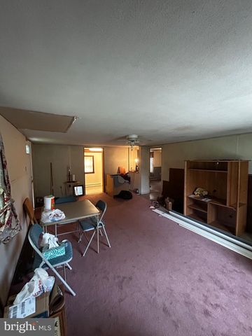 1797 MAIN ST, Port Trevorton, PA 17864