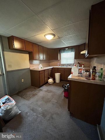 1797 MAIN ST, Port Trevorton, PA 17864