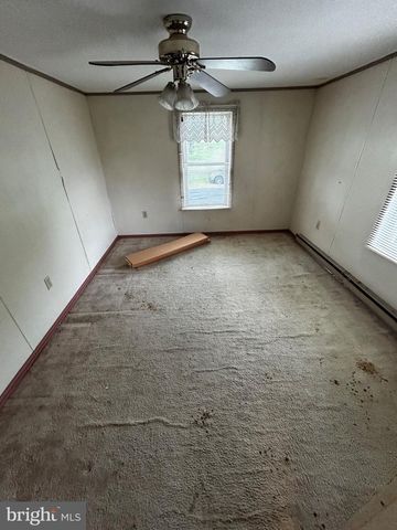 1797 MAIN ST, Port Trevorton, PA 17864