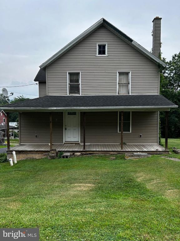 1797 MAIN ST, Port Trevorton, PA 17864