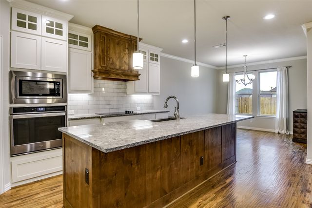 105 Steves Way, Waxahachie, TX 75165