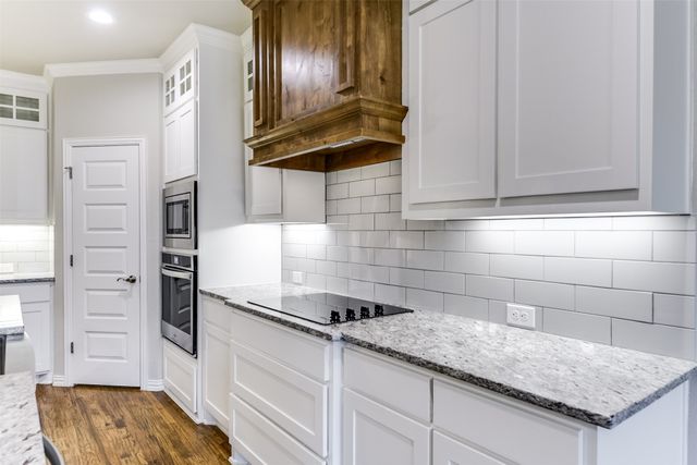 105 Steves Way, Waxahachie, TX 75165