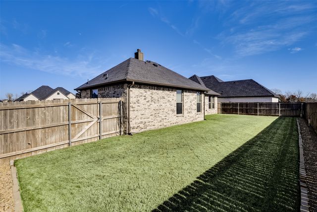 105 Steves Way, Waxahachie, TX 75165