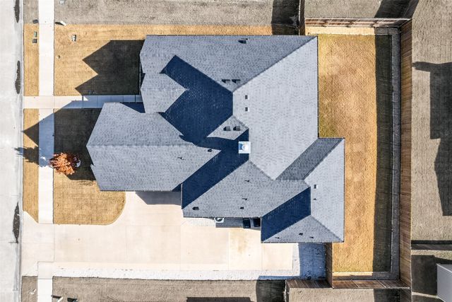 105 Steves Way, Waxahachie, TX 75165