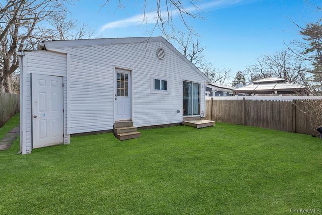 128 Magnolia Drive, Mastic Beach, NY 11951