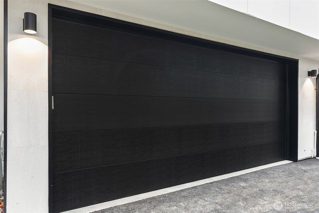 421 99th Avenue NE, Bellevue, WA 98004