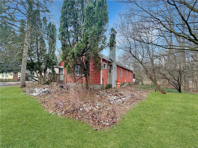 1022 Onondaga Road, Camillus, NY 13031